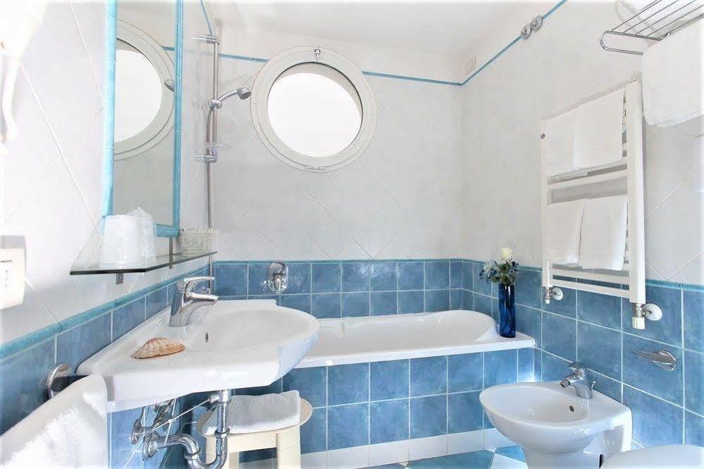 Hotel Lido Europa リッチョーネ エクステリア 写真